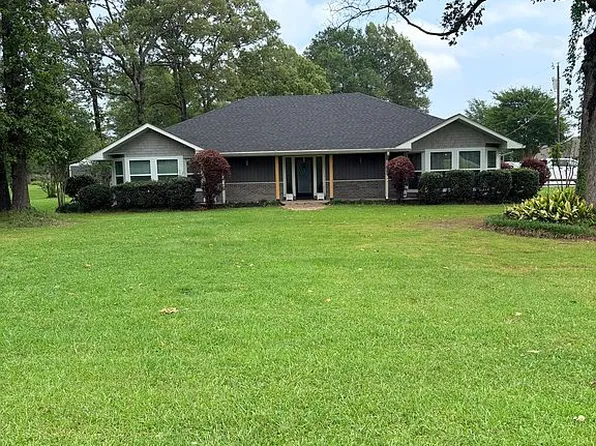 3904 Staples Rd, Pineville, LA 71360