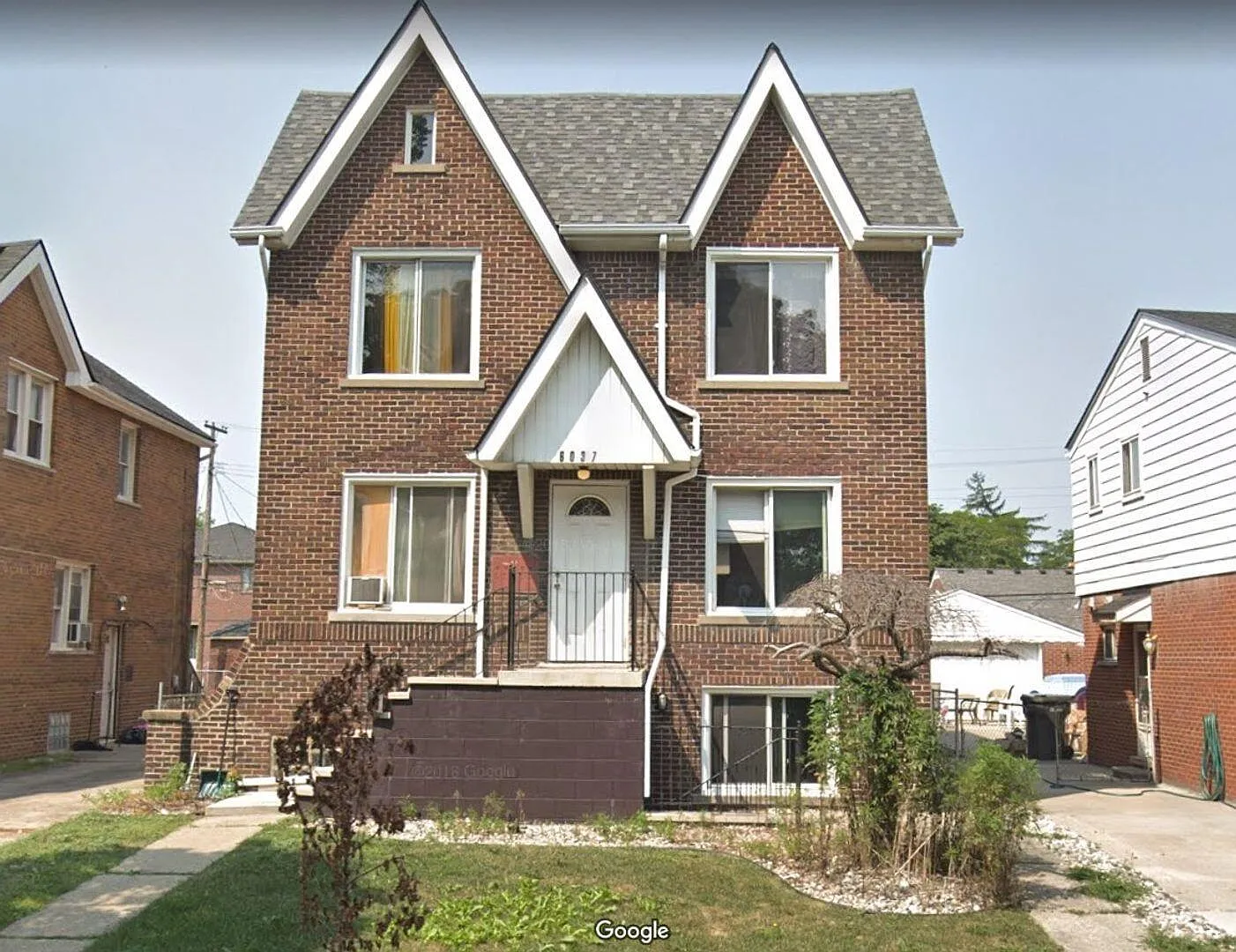 1 bed, 1.0 bath, 2255 sqft, $900 — Photo 1