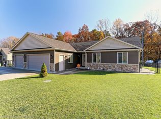 9395 Folkert Rd, Clay, MI 48001