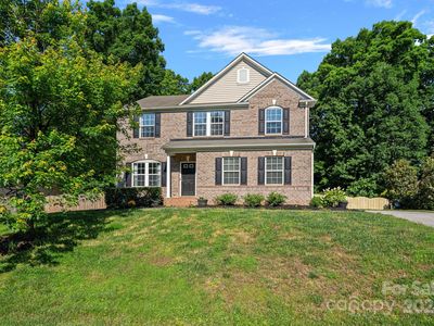 795 Virginia Pine Ln, Lake Wylie, SC, 29710