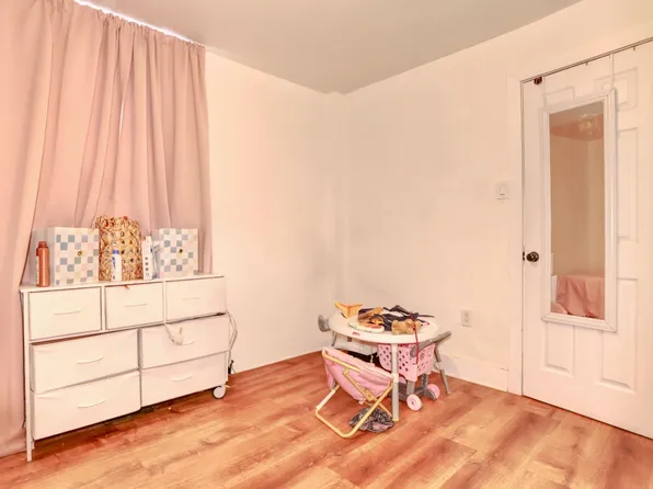 620 37th Street image 9 of 38