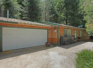 7088 Stacy Ln, Pollock Pines, CA 95726