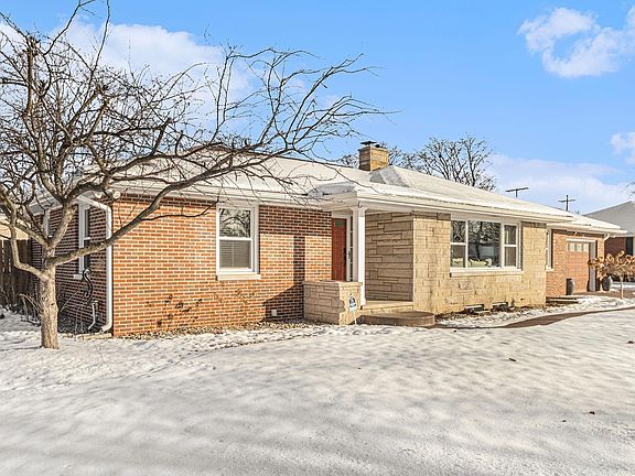 3rd image of 164 Marshall Blvd