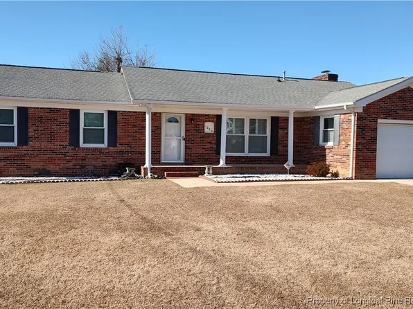 1092 Strathdon Ave, Fayetteville, NC 28304