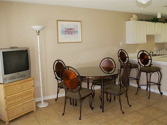 5th image of 13500 Sandy Key Dr #W115
