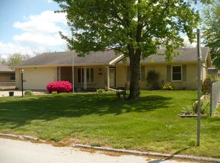 552 E Rosewood St, Republic, MO 65738