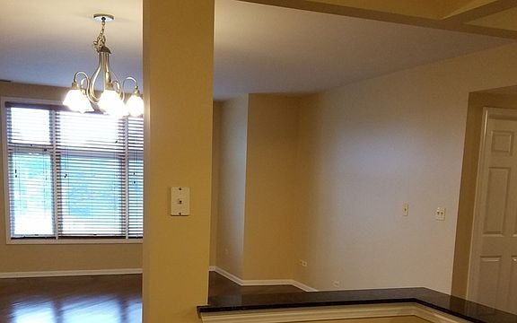 4th image of 1930 N Harlem Ave APT 405