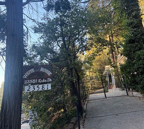 4th image of 23581 Lake Dr
