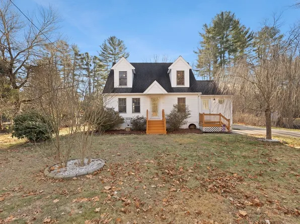 99 Plain St, Norton, MA 02766