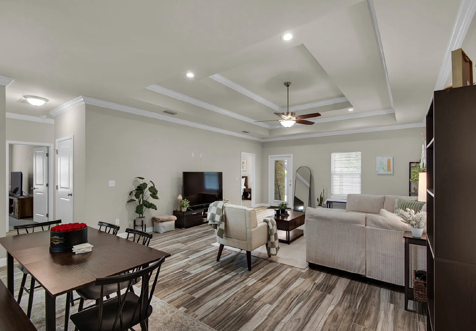 3 bed, 2.0 bath, 1785 sqft, $2,550 — Photo 4