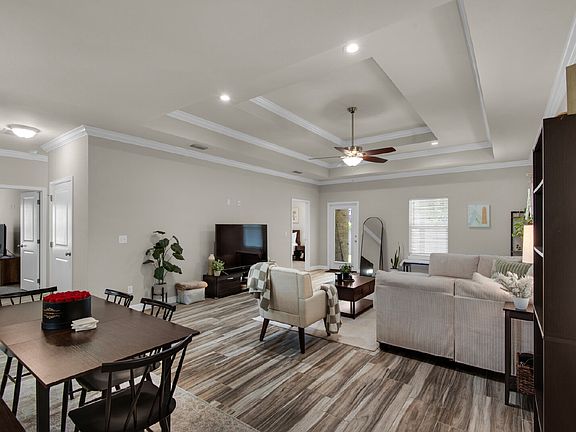 4th image of 66 Brenda Ln