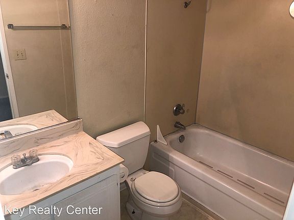 4th image of 8960 El Mirador Dr