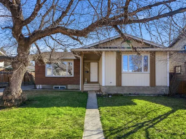 14775 SW Deer Ridge Dr SE, Calgary, AB T2J 6A9