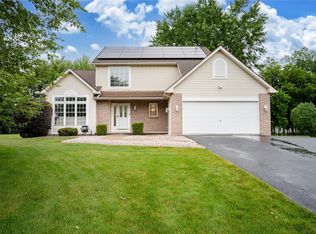 1006 Hard Rock Rd, Webster, NY 14580