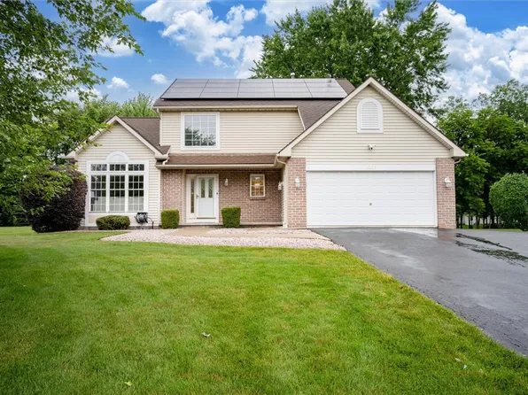 1006 Hard Rock Rd, Webster, NY 14580