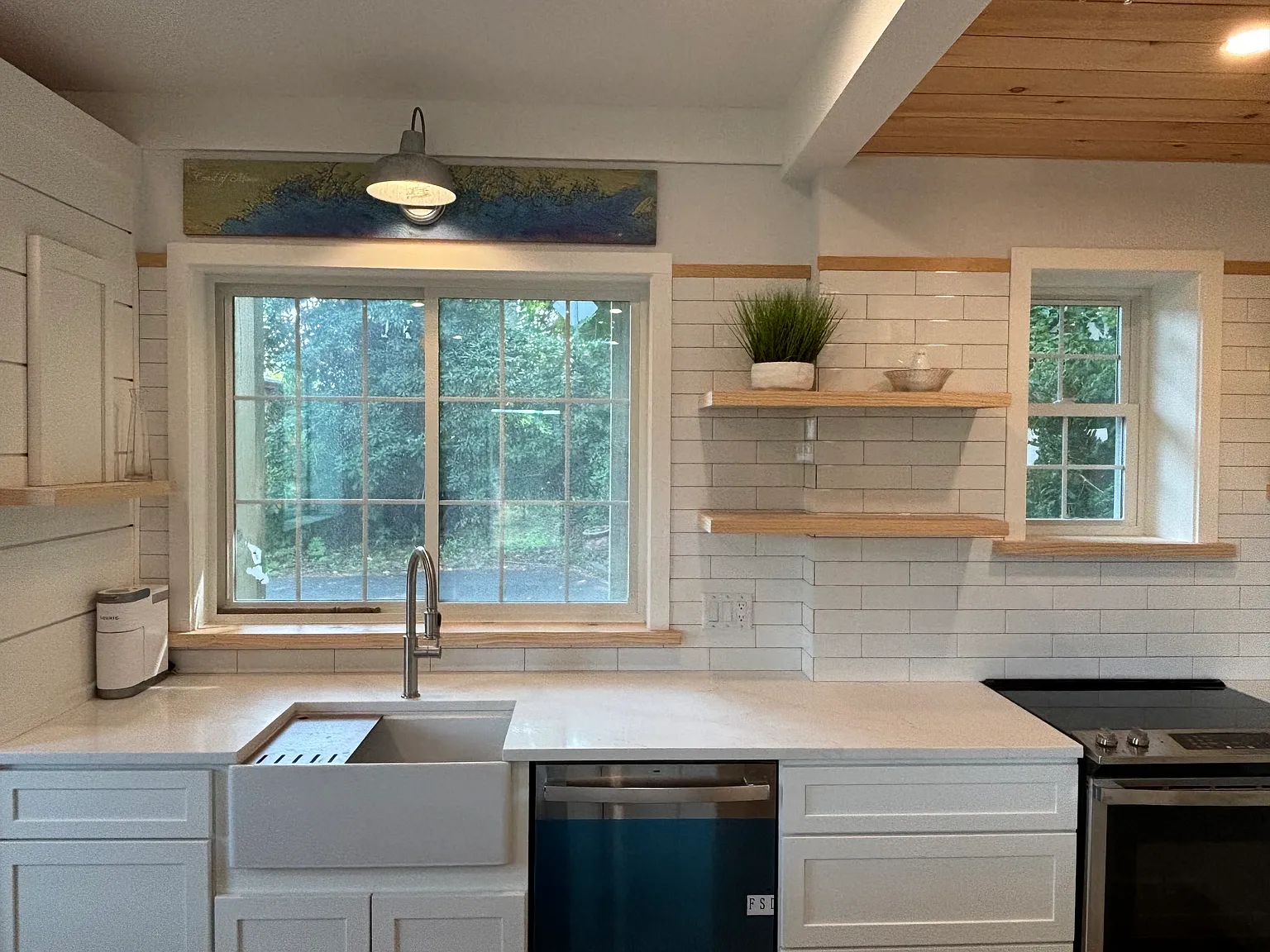 3 bed, 1.5 bath, 1064 sqft, $2,200 — Photo 4