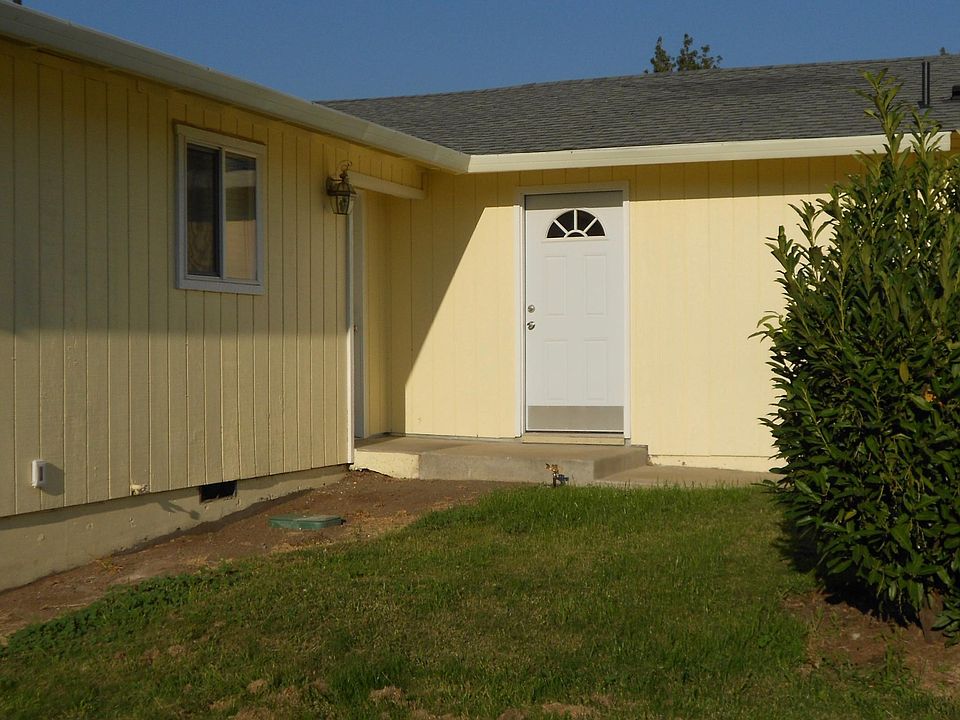 2580 Unit #B Belmont Dr.