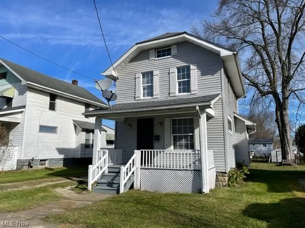 321 Garfield St, Newton Falls, OH 44444