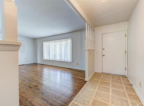 3rd image of 349 Cherry Hill Dr