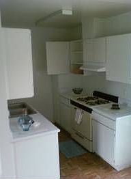 2nd image of 6721 Riverton Ave APT 1