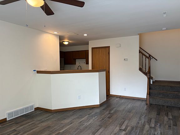 3rd image of 1115 Gammon Ln #3