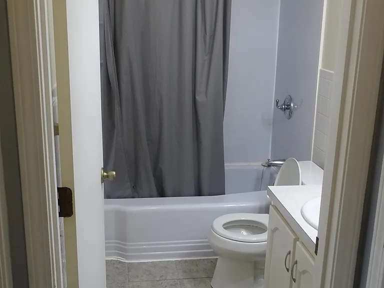 114 Capitol Hill Dr #1 — Photo 10