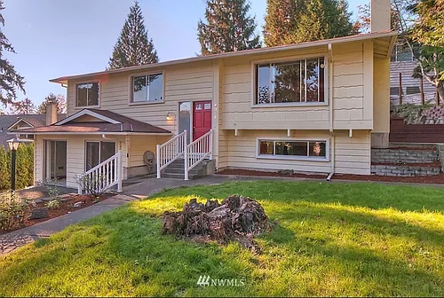 8015 172nd Ave NE Photo 1 8015 172nd Ave NE Photo 1