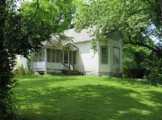 209 N Main St, Hartville, MO 65667