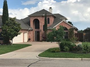 45 N Shore Cir, Waco, TX 76708