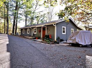 117 Moffitt Rd, Lake Lure, NC 28746