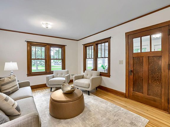 5th image of 3019 W Old Shakopee Rd