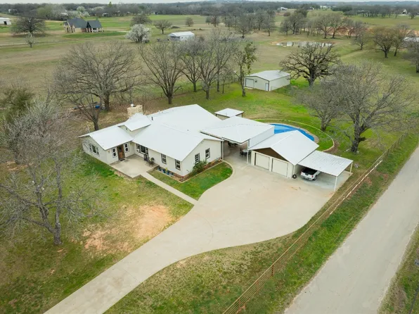 2804 Greenwood Rd, Weatherford, TX 76088