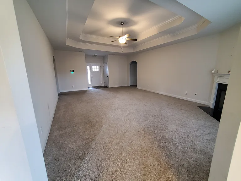 600 Unity Ct — Photo 12