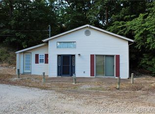 326 Old Oak Bend Dr, Sunrise Beach, MO 65079