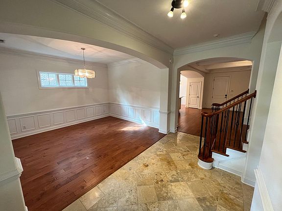 3rd image of 2640 Arbor Place Ct