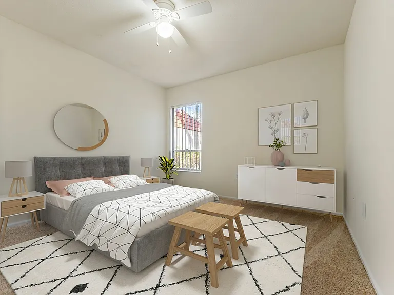 Madison Pointe — Photo 13