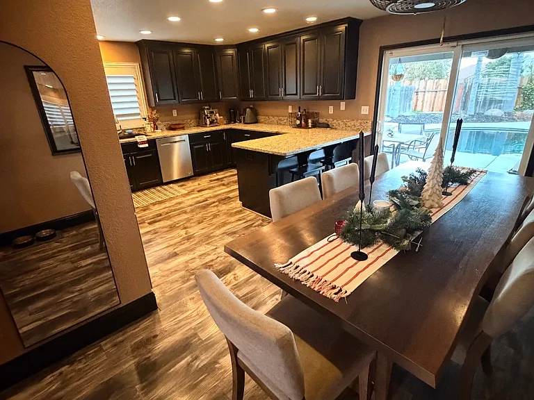 8681 N Ivory Ct — Photo 6
