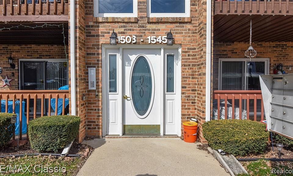 1st image of 1545 Shoemaker Dr