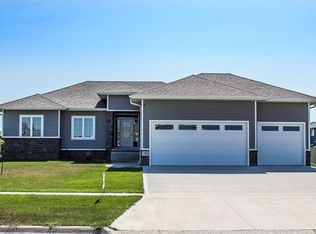 304 Willow Bnd, Sergeant Bluff, IA 51054