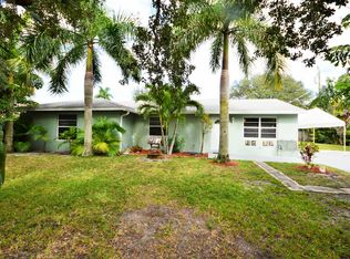 9159 Honeywell Rd, Lake Worth, FL 33467