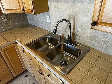 2979 Berkeley Rd — Photo 39
