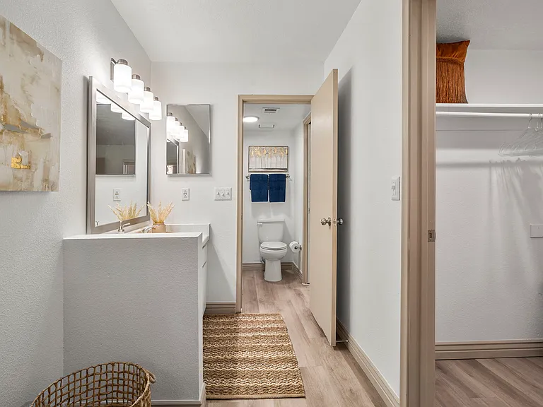 4250 E Busby Dr — Photo 23