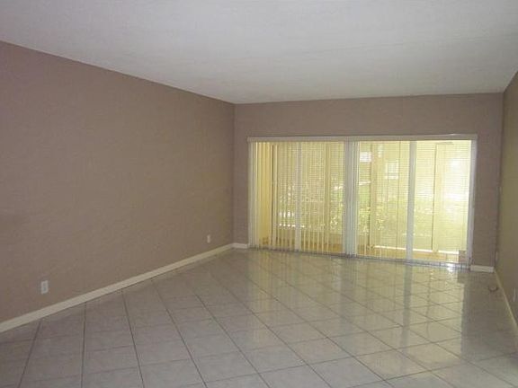 2nd image of 1200 SW 12th St APT 102