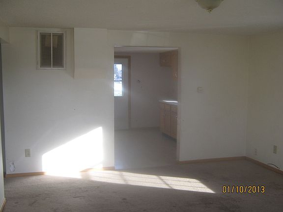 4th image of 907 N Ben Hawkins St