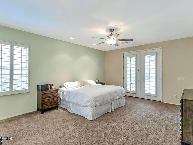 2244 W Spur Dr — Photo 9