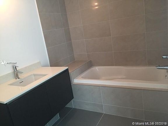 4th image of 6620 Indian Creek Dr APT 519