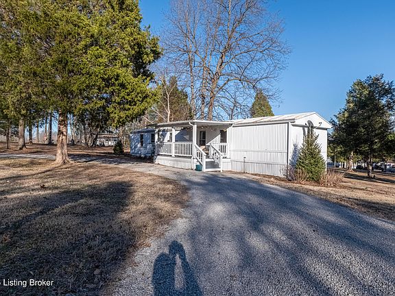 2nd image of 502 Concord Point Rd