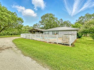 1566 S Robb St, Trinity, TX 75862