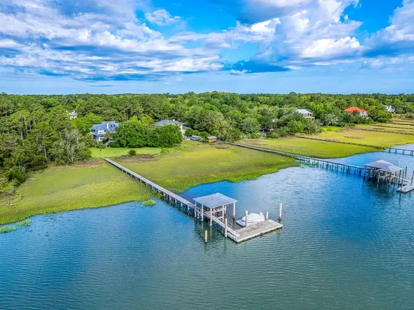 2287 Shoreline Dr, Johns Island, SC 29455