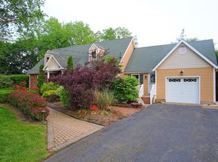 663 Adelphia Rd, Freehold, NJ 07728